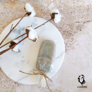Savon en saponification à froid Glace Parfum Myrtille - Cosmétiques et bien-être naturels sans perturbateurs endocriniens fabriqués en France